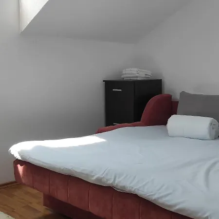 Vikendica M&l Feriehus Prijedor